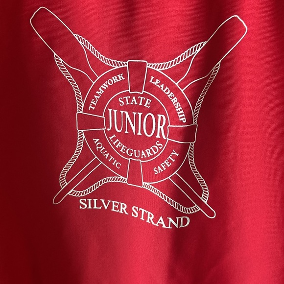 Like new rash guard - Picture 3 of 4